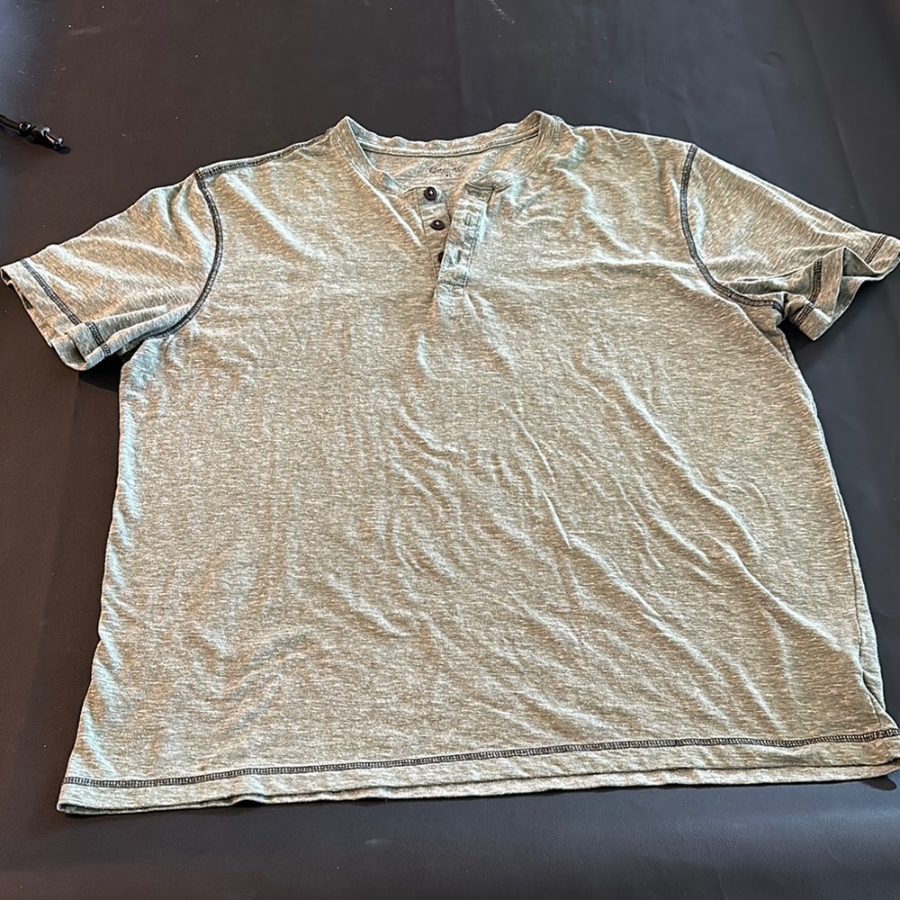 Casuals Green Short Sleeve Tee